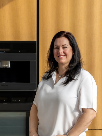 Manuela - Miele Center Neuwirth